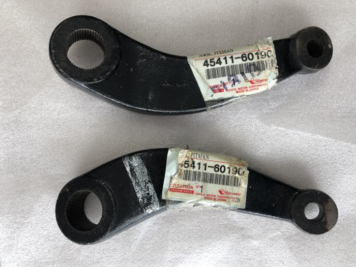 Сошка рулевого механизма TOYOTA LAND CRUISER 4541160190