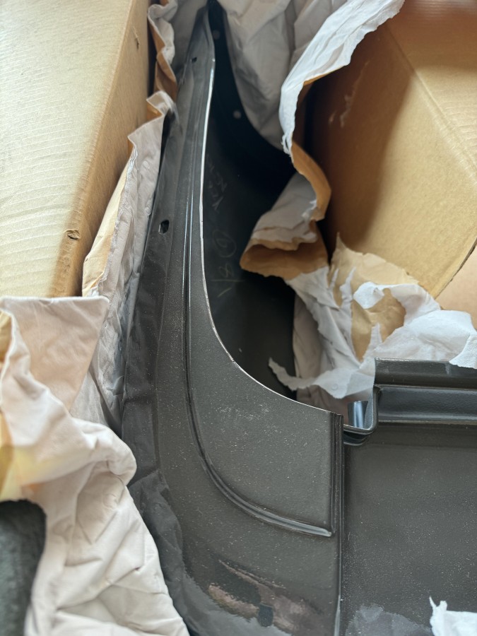 Клык заднего бампера левый TOYOTA Land Cruiser J80 5210760130