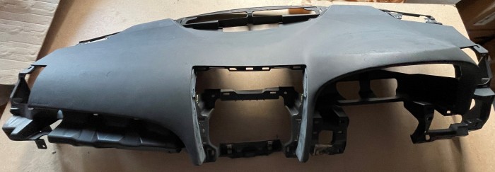 Панель приборов торпедо правый руль TOYOTA Camry V40 5540133190B0