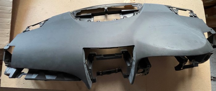 Панель приборов торпедо правый руль TOYOTA Camry V40 5540133190B0