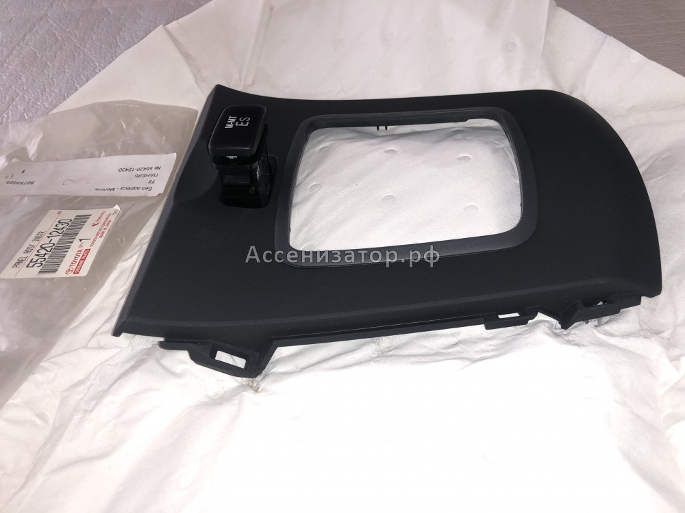 Накладка декоративная Toyota Corolla E150 2006-2013 5542012430