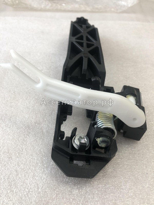 Ручка наружная задней правой двери TOYOTA Camry V30 6920333010