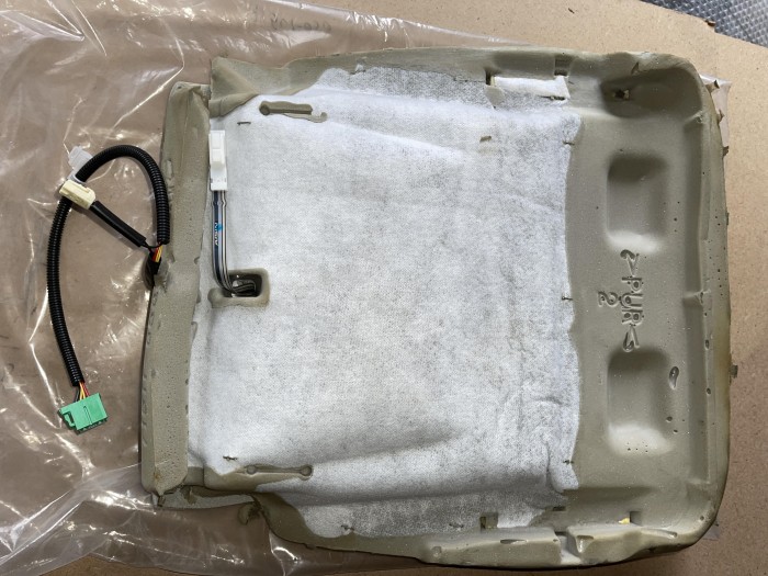 Подушка сиденья TOYOTA Avensis T250 7150105050