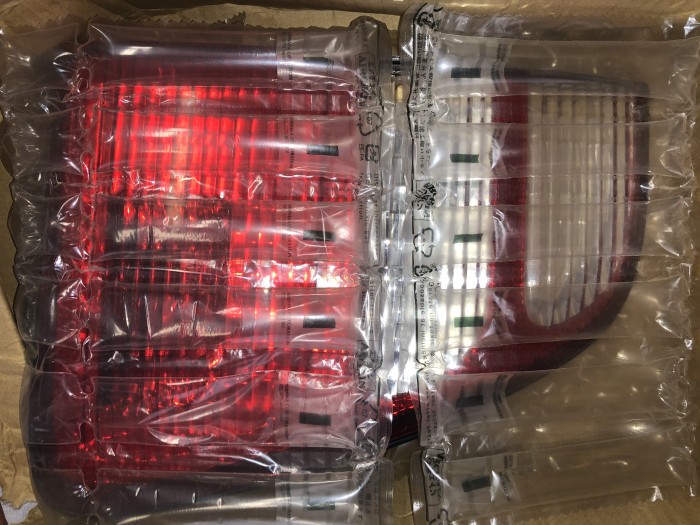 Фонарь задний внутренний левый TOYOTA LC 100 1998-2007 8159060100