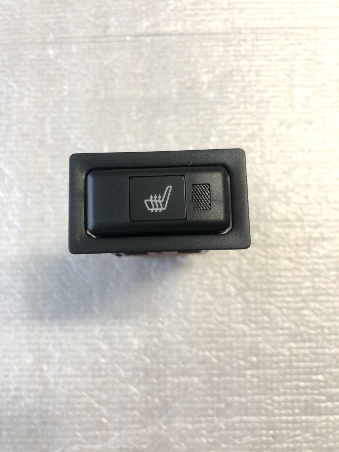 Выключатель подогрева сидения Lexus RX300 8475148030