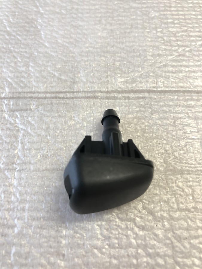 Форсунка омывателя TOYOTA 8538152290