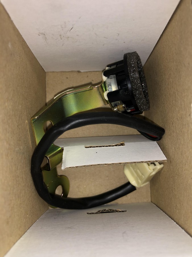 Динамик TOYOTA Corolla E120 8616002400