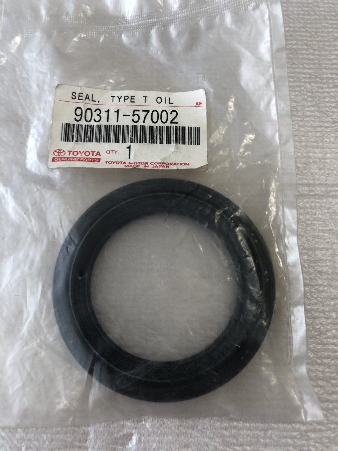 Сальник задней ступицы внешний TOYOTA 9031157002