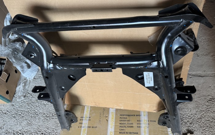 Балка подвески передняя BMW X5 E53 31116760277