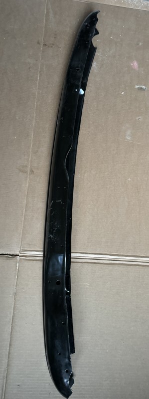 Стойка кузова центральная правая Toyota Camry ACV30 6130333040