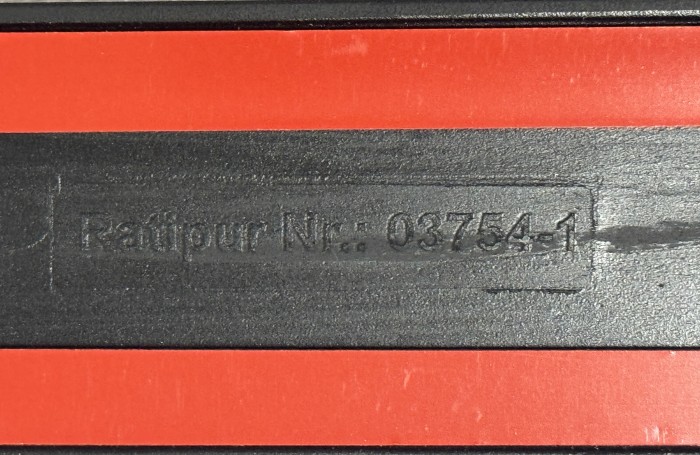 Накладки боковые защитные NIS2642 COBRA универсальные